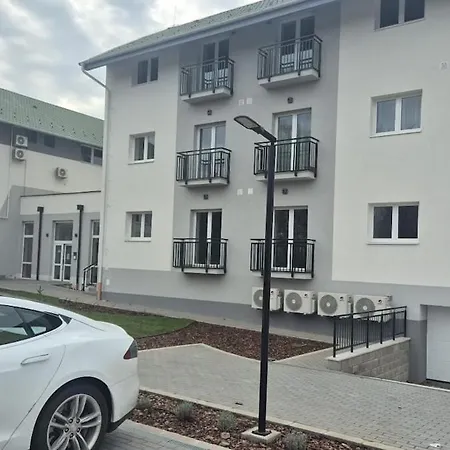 Workstay Apartament *